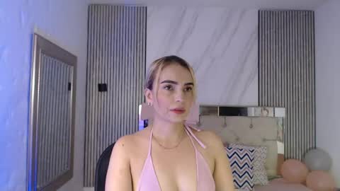 ashley__tylor online show from May 18, 2026, 4:13 pm