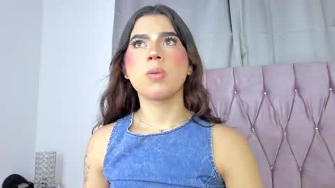 Snapshot of ashley_piinkk chatting on February 19, 2025, 5:16 am Ashley online show from February 19, 2025, 5:16 am