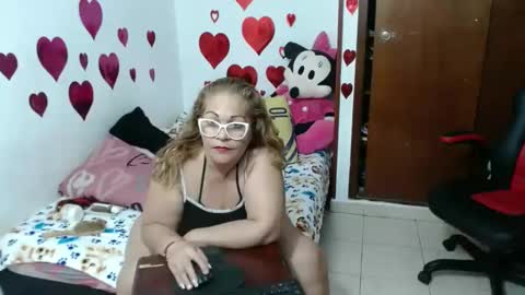 ashley pink11 online show from February 7, 2025, 1:04 am