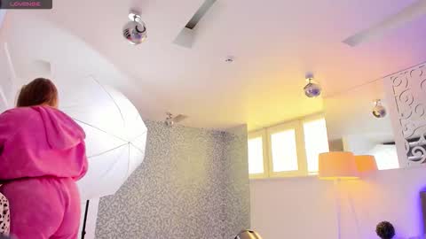 AshleyJonse online show from February 4, 2026, 6:19 am