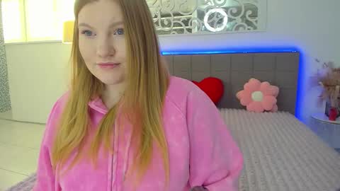 AshleyJonse online show from March 15, 2026, 6:19 am