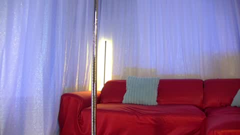 Ashley online show from February 1, 2025, 9:40 pm