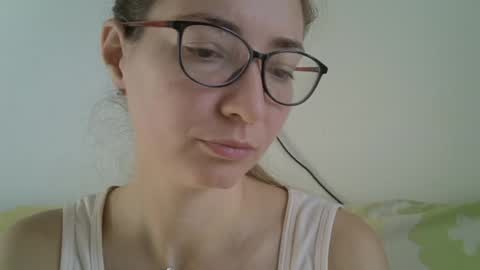 Ashley online show from September 24, 2025, 5:33 am