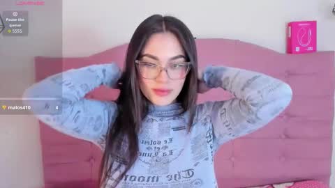 kylie online show from December 3, 2025, 1:35 am