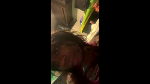 ashlieowens35 online show from November 30, 2025, 2:43 pm