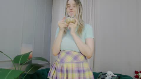 Snapshot of ashly_cherry chatting on April 8, 2026, 11:10 am ashly_cherry online show from April 8, 2026, 11:10 am