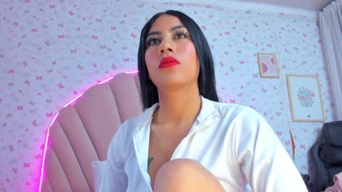 Snapshot of ashly_leee chatting on December 16, 2024, 12:06 pm Ashly online show from December 16, 2024, 12:06 pm