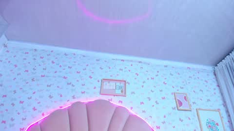 Snapshot of ashly_leee chatting on January 7, 2025, 3:12 pm Ashly online show from January 7, 2025, 3:12 pm