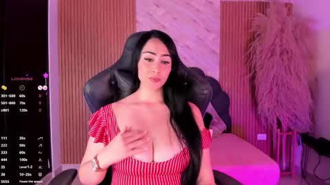 A S H L Y online show from October 8, 2025, 4:37 pm