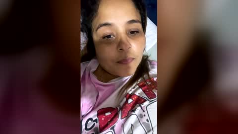 ashly_paez123 online show from April 14, 2026, 6:52 am