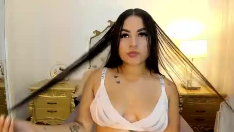 Snapshot of ashly_pink chatting on July 23, 2026, 3:43 pm Ashly online show from July 23, 2026, 3:43 pm