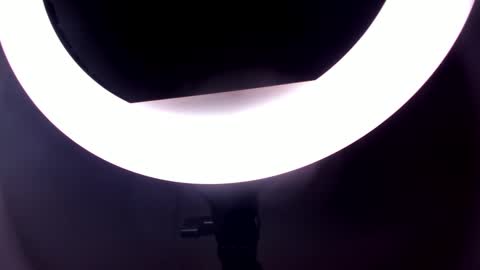 Snapshot of ashlybenison chatting on January 9, 2025, 8:03 am ashlybenison online show from January 9, 2025, 8:03 am