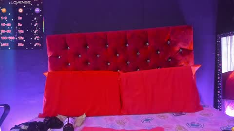 Ashly online show from April 28, 2026, 6:35 pm