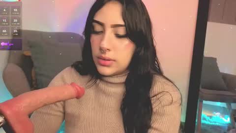 Snapshot of ashlynnlowe_ chatting on October 16, 2025, 8:10 pm Ash online show from October 16, 2025, 8:10 pm