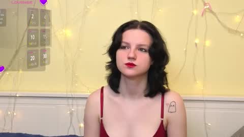 Kristine online show from December 19, 2025, 7:48 am