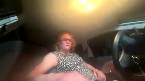 ashmomo online show from September 12, 2025, 9:53 am