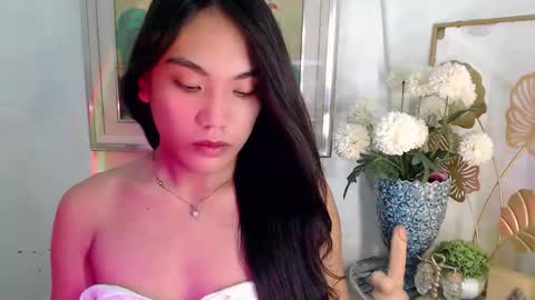 asian_alliyah online show from June 6, 2026, 6:01 pm