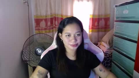 Snapshot of asian_erich chatting on September 21, 2025, 5:53 am erich online show from September 21, 2025, 5:53 am