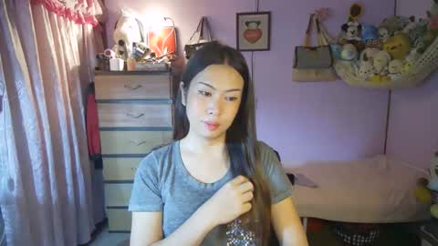 Snapshot of asian_llory chatting on March 19, 2026, 9:24 am asian_llory online show from March 19, 2026, 9:24 am