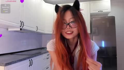 asian_loverpop online show from April 19, 2026, 4:01 am