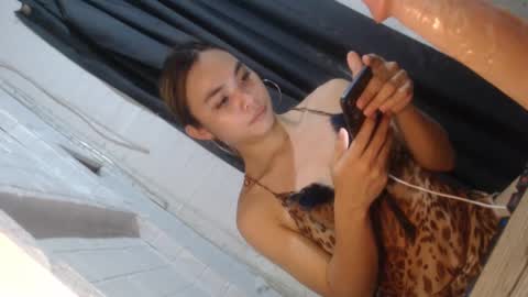 Reyshell online show from February 26, 2025, 4:14 am