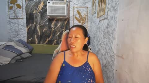 asian_salya online show from May 13, 2026, 2:42 am