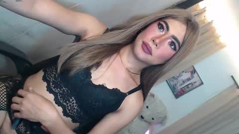 Snapshot of asian_ulysses chatting on November 5, 2025, 11:54 am asian_ulysses online show from November 5, 2025, 11:54 am