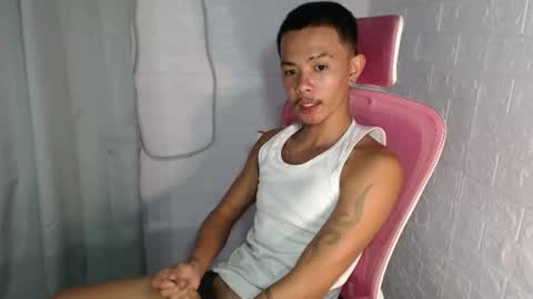 Snapshot of asian_utogxxx chatting on April 13, 2026, 3:06 pm angello abayon online show from April 13, 2026, 3:06 pm