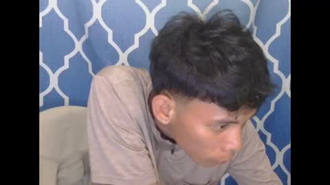 Snapshot of asiancockinsan chatting on April 1, 2026, 3:09 pm Isan online show from April 1, 2026, 3:09 pm