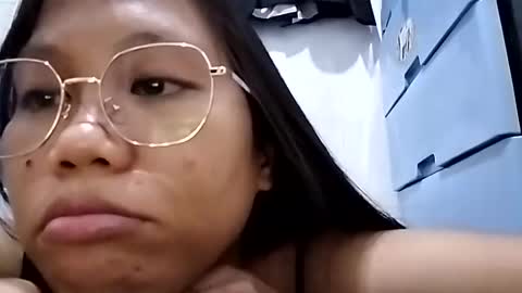 asiancreamy4u online show from December 10, 2024, 5:22 pm