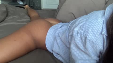 asiangirlandwhiteguy online show from September 20, 2025, 3:40 am