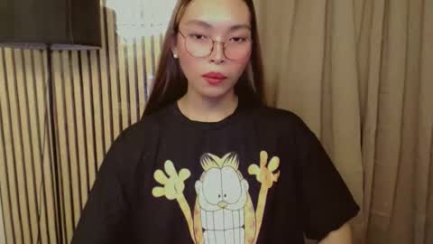 Snapshot of asianhottiesttamira chatting on October 18, 2025, 5:10 am HI IM TAMIRA LOOKING FOR SERIOUS RELATIONSHIP online show from October 18, 2025, 5:10 am