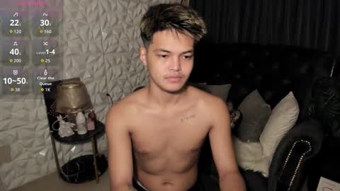 Snapshot of asianhugescott chatting on December 5, 2025, 10:57 am VICTORIA SCOTT online show from December 5, 2025, 10:57 am