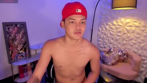 Snapshot of asianhugescott chatting on February 16, 2026, 11:06 am VICTORIA SCOTT online show from February 16, 2026, 11:06 am