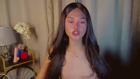 Snapshot of asiankianna chatting on November 29, 2025, 5:32 am Kianna online show from November 29, 2025, 5:32 am