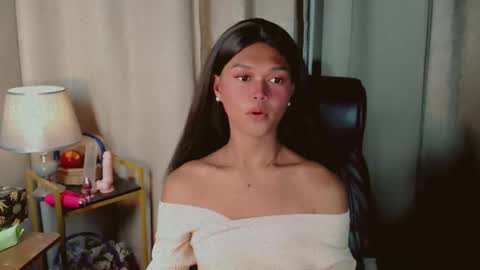 Kianna online show from May 19, 2026, 11:49 am