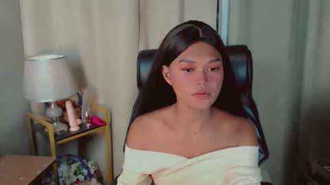 Kianna online show from May 27, 2026, 10:12 am
