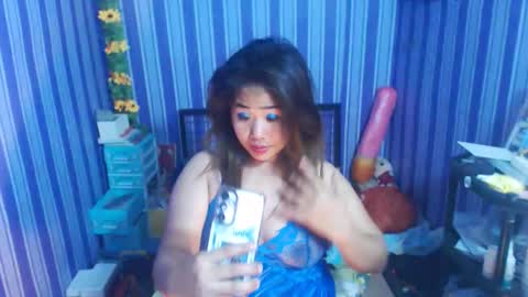 asiankitty23xx online show from May 18, 2026, 12:40 am