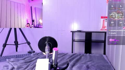 Snapshot of asianslut_ chatting on May 9, 2026, 11:54 pm AsianSlut online show from May 9, 2026, 11:54 pm