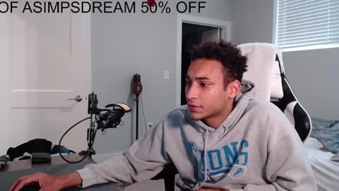 asimpsdream online show from November 5, 2025, 1:44 pm