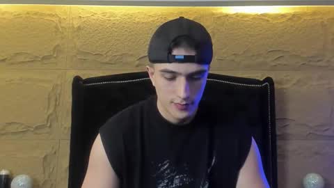 Aslan  online show from March 28, 2026, 4:01 am