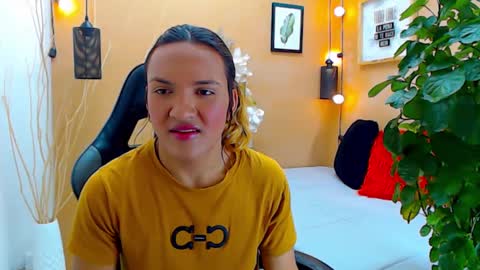 ASLY online show from September 10, 2025, 11:54 am