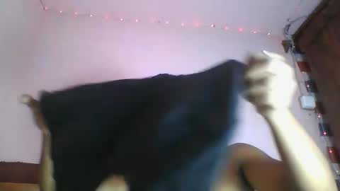 asmiraa online show from April 20, 2026, 11:13 am