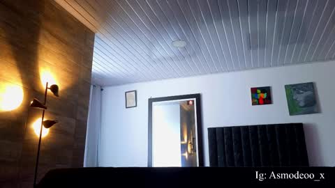 Asmodeo  -   online show from April 8, 2026, 12:49 pm