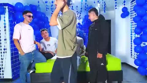 THOMAS AND DAMIAND online show from December 19, 2024, 12:34 am