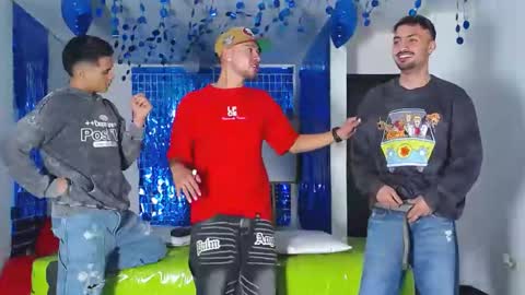 THOMAS AND DAMIAND online show from March 3, 2025, 12:15 am