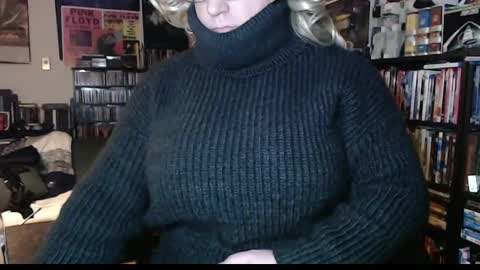 Aspen Vale online show from December 5, 2024, 1:47 am