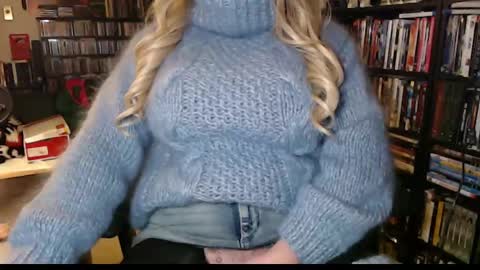 Aspen Vale online show from February 17, 2025, 11:53 pm