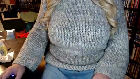 Aspen Vale online show from February 9, 2026, 10:36 pm