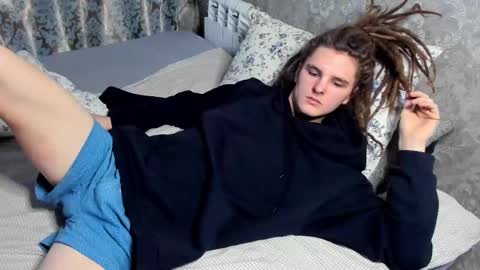 asphalt surfer online show from February 16, 2025, 11:05 am